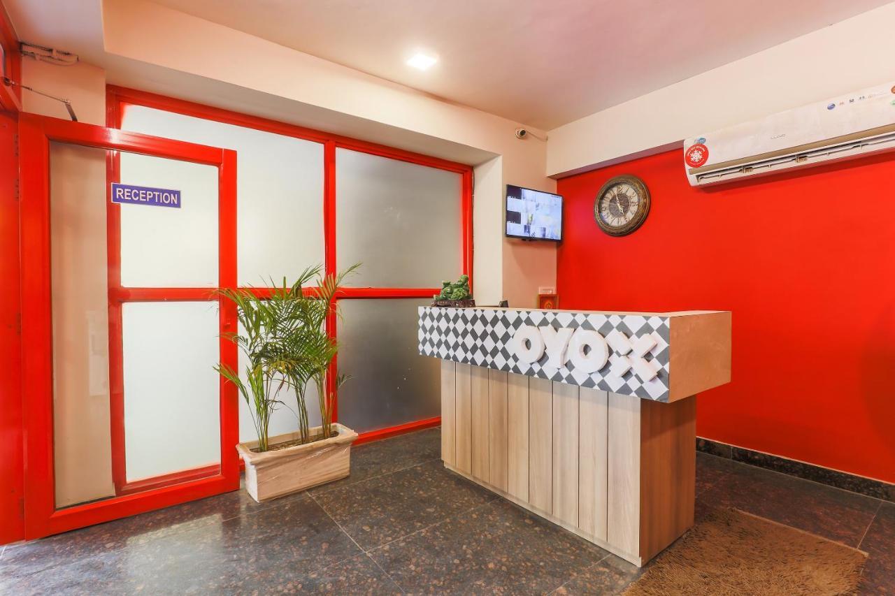 Capital O Hotel All Seasons Near Omaxe Celebration Mall Gurgaon Exterior photo