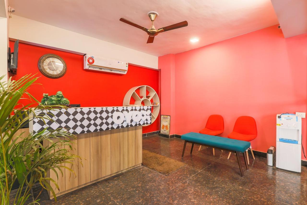 Capital O Hotel All Seasons Near Omaxe Celebration Mall Gurgaon Exterior photo